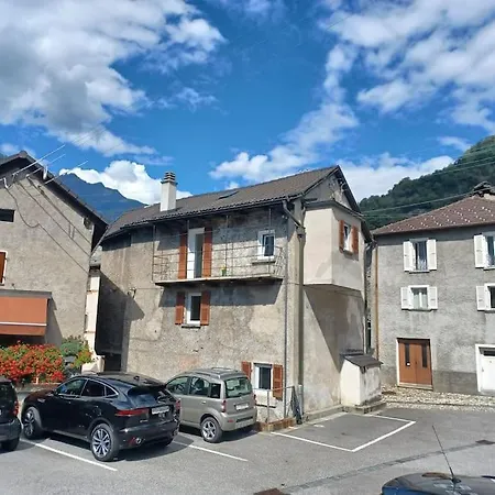 Casa Leventina Giornico
